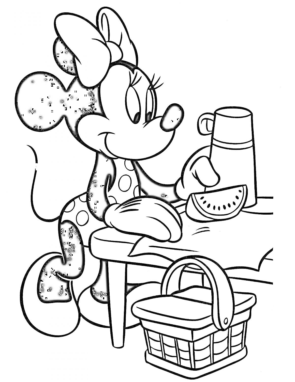 Раскраска Микки Маус на пикнике с арбузом, столом и корзиной для пикника