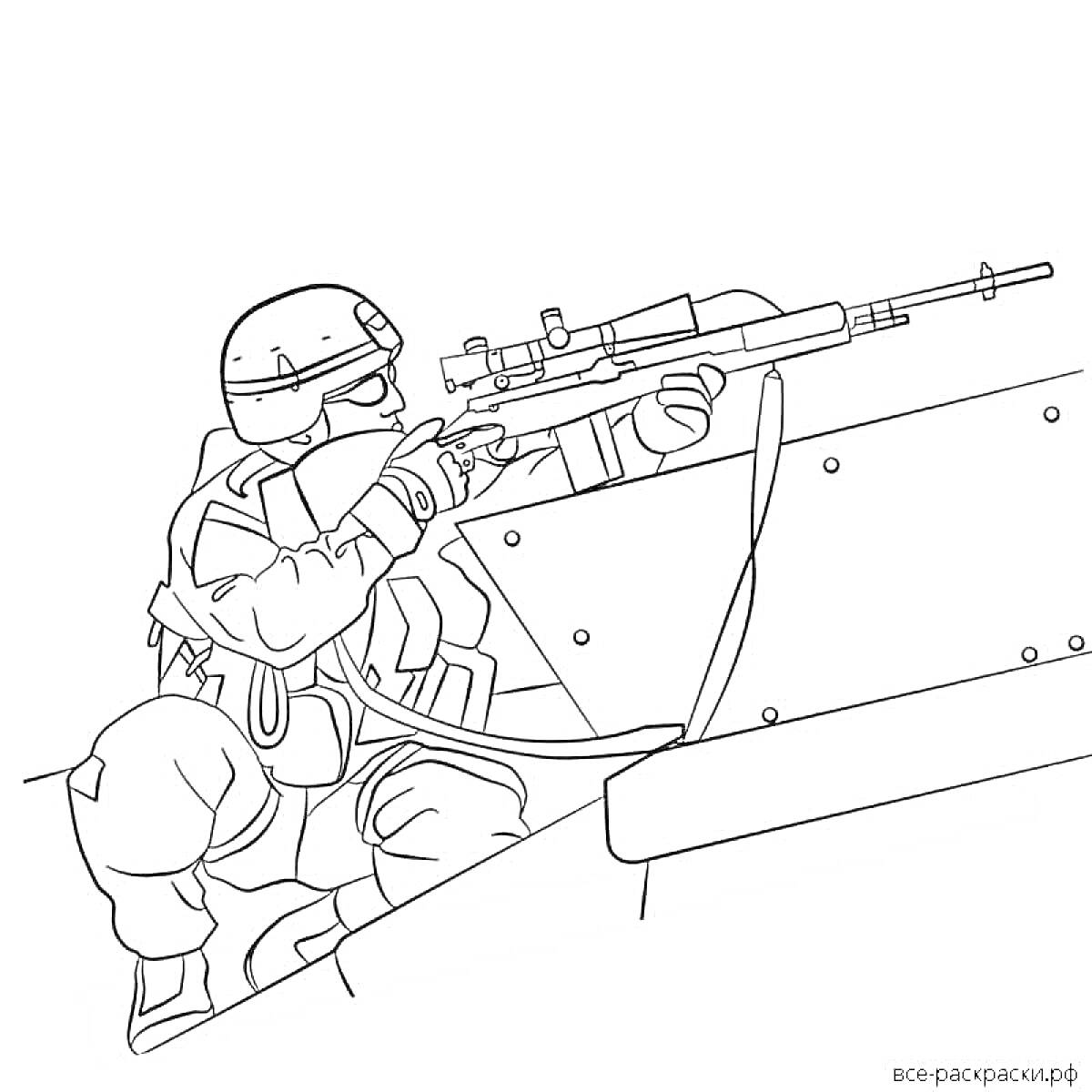 Раскраска Солдат спецназа со снайперской винтовкой на коленях за барьером