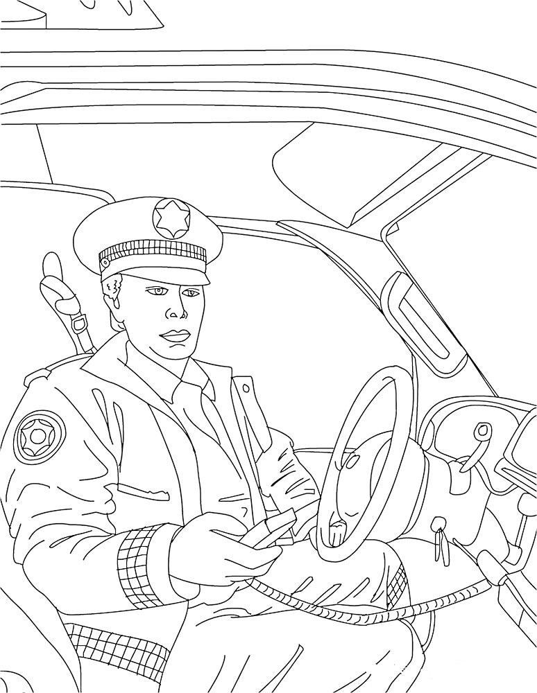 Полицейский в машине со связью и блокнотом