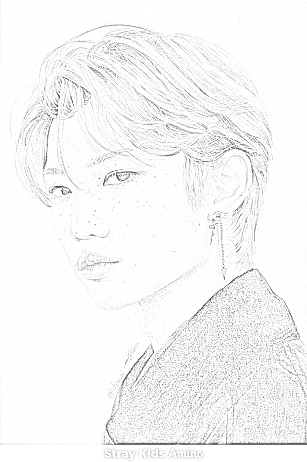 Раскраска Портрет молодого человека с серьгой, веснушками и светлыми волосами