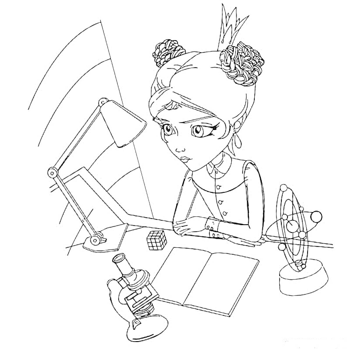 Принцесса с короной и цветами в волосах изучает микроскоп, книгу и кубик Рубика на рабочем месте с настольной лампой и магическим устройством.