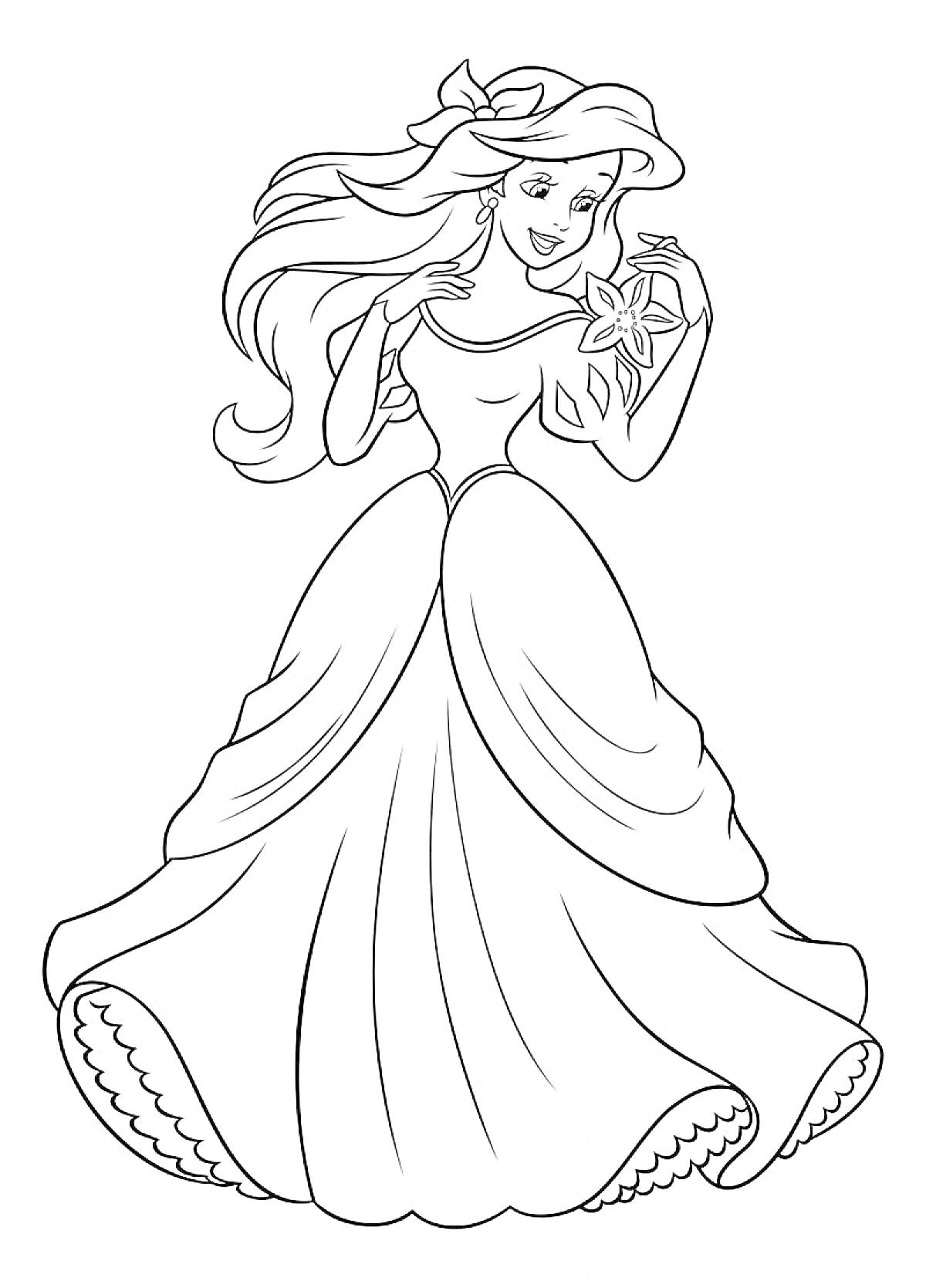 Раскраска Принцесса с длинными волосами в красивом платье, держащая морскую звезду