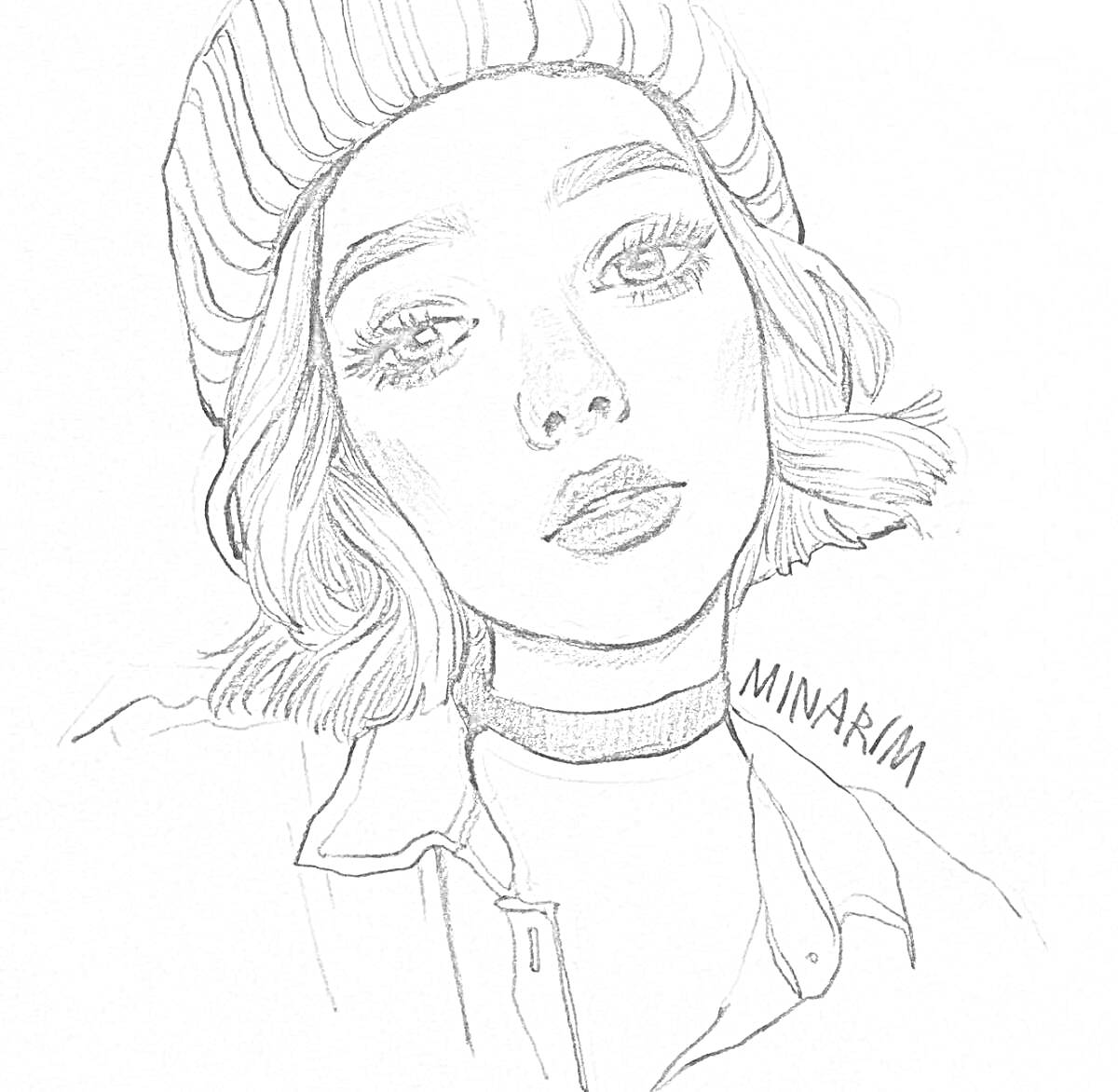 Раскраска Портрет девушки в шапке и с короткими волосами