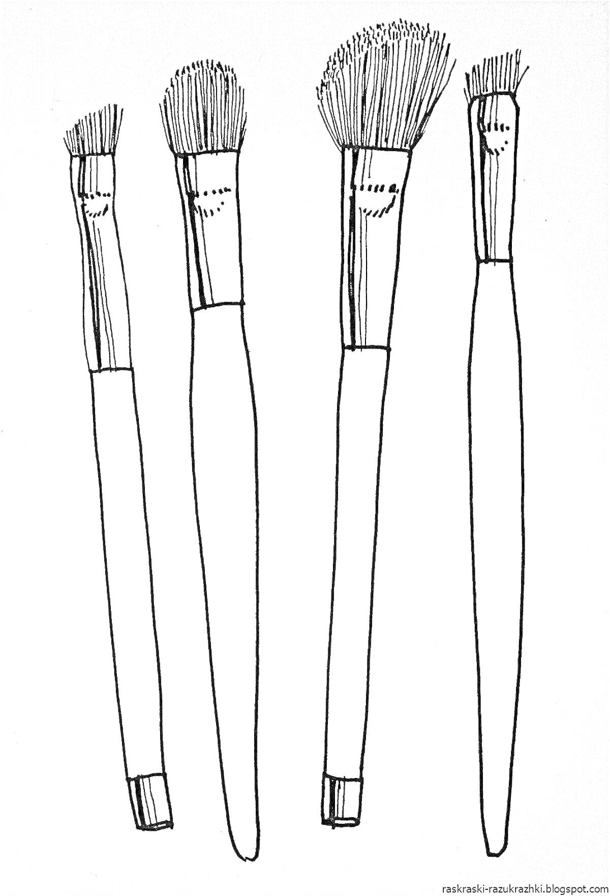 Раскраска Четыре кисточки с разными кисточными головками