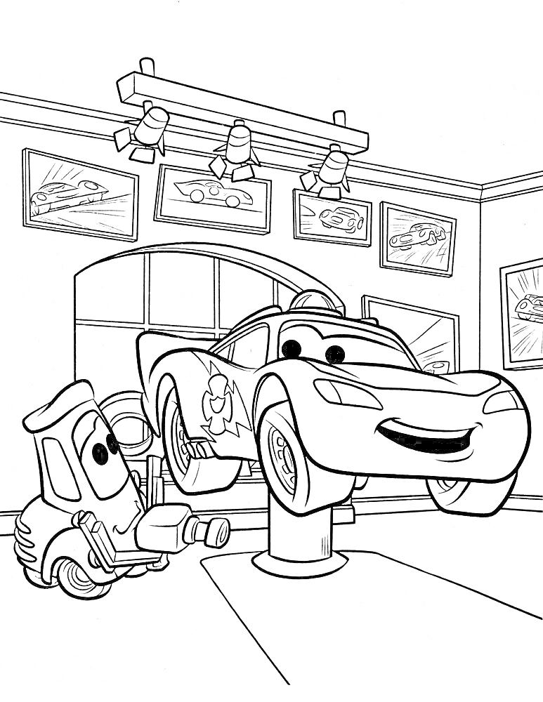 Автомобиль на подъемнике в мастерской с картинами машин на стенах