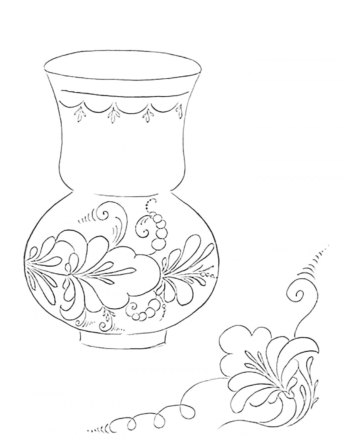 Раскраска Ваза с узорами и растительным орнаментом