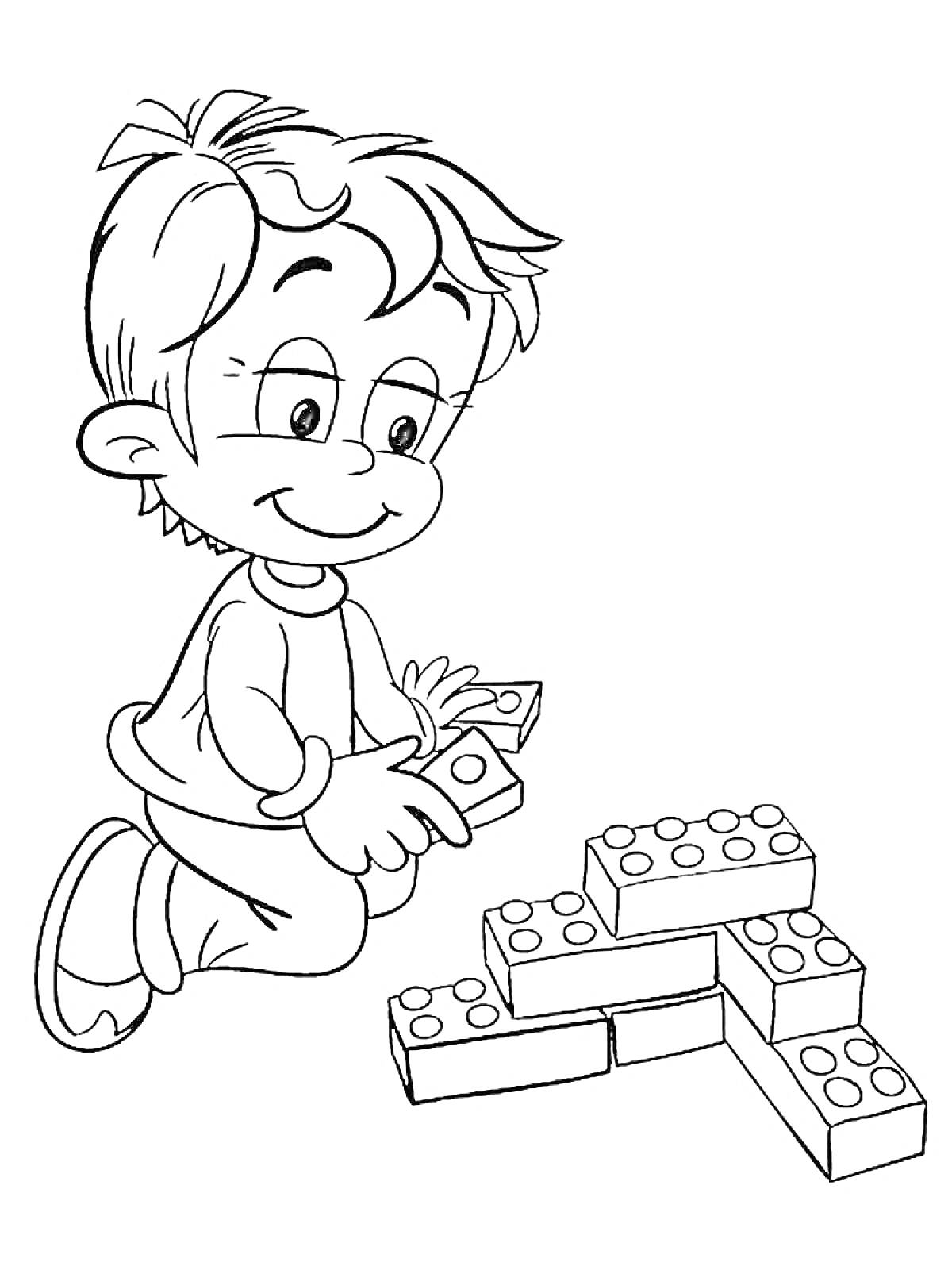Ребёнок играющий в кубики
