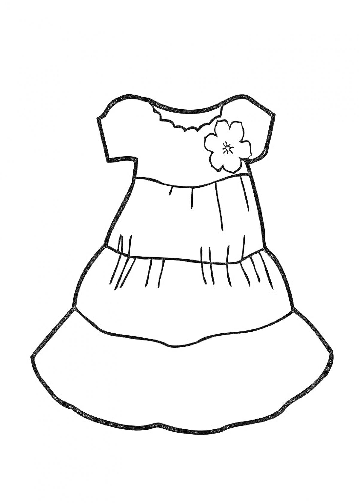Раскраска Платье с короткими рукавами и цветком на груди