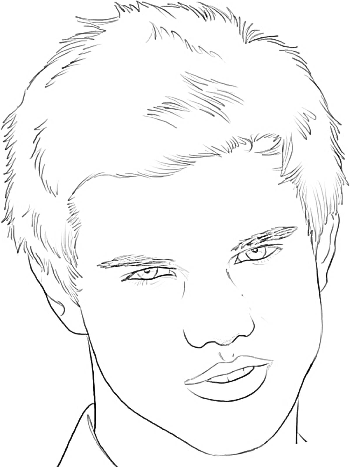 Портрет молодого человека с короткой стрижкой и выразительными глазами