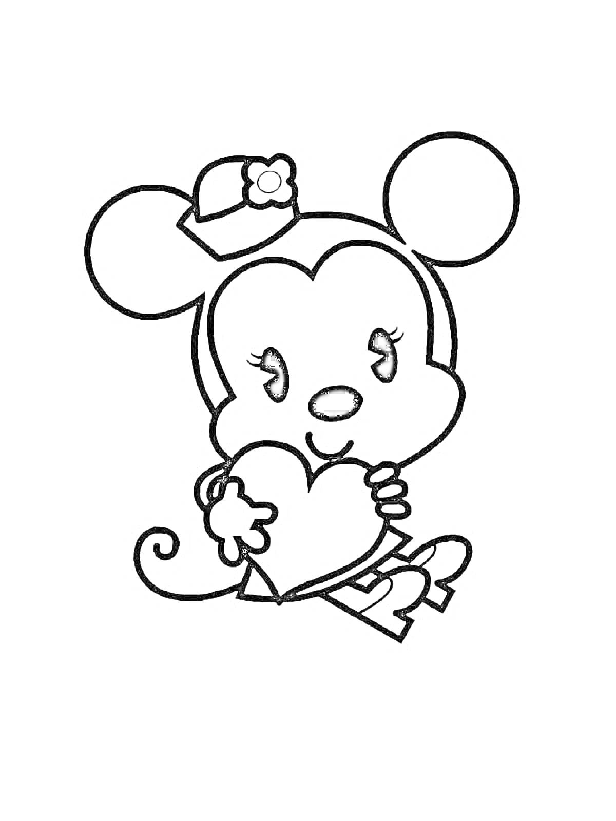 Раскраска Маленькая мышка с бантиком держит сердце