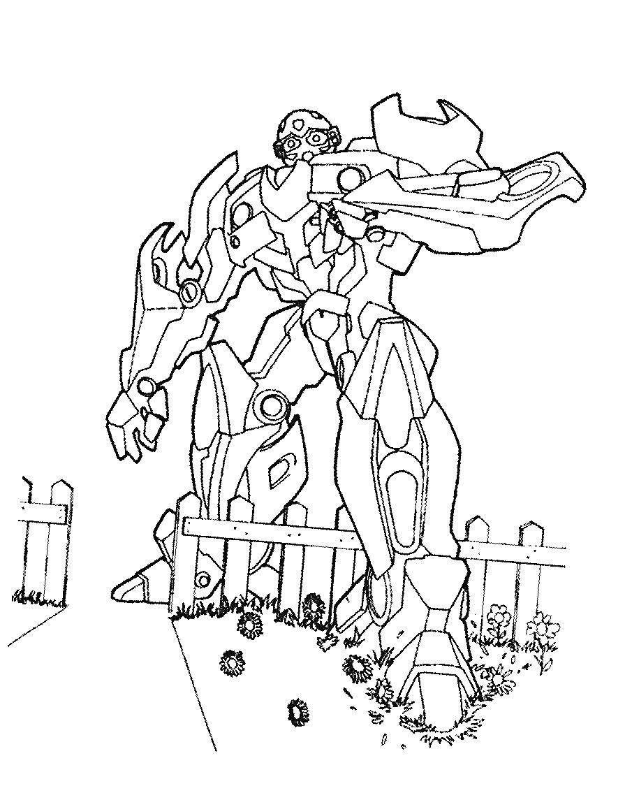 Раскраска Робот-трансформер перед забором с травой и растениями