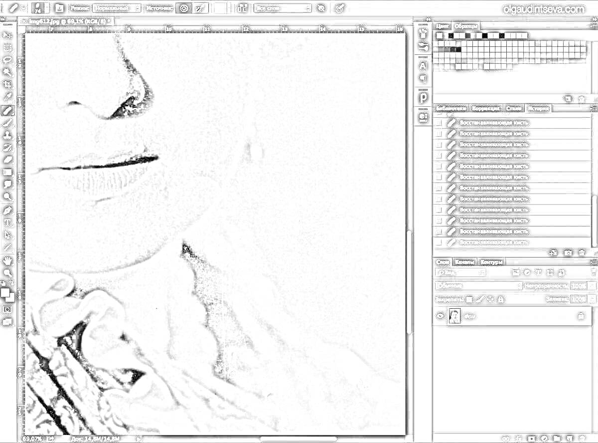 Раскраска Программа для редактирования черно-белых фотографий с выделенным портретом женщины и рабочими панелями
