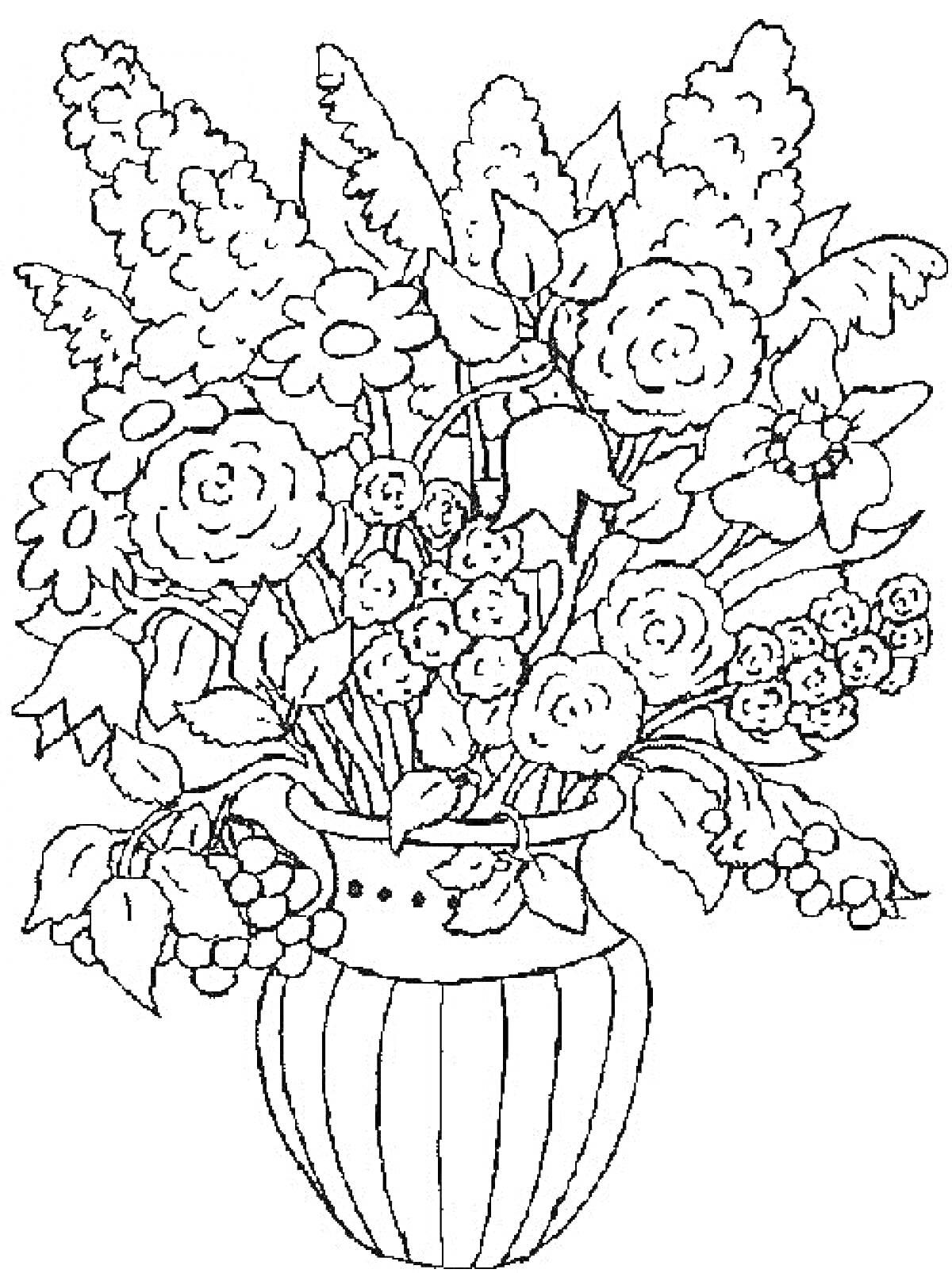 Раскраска Букет цветов в вазе с розами, листьями, ягодами и колокольчиками