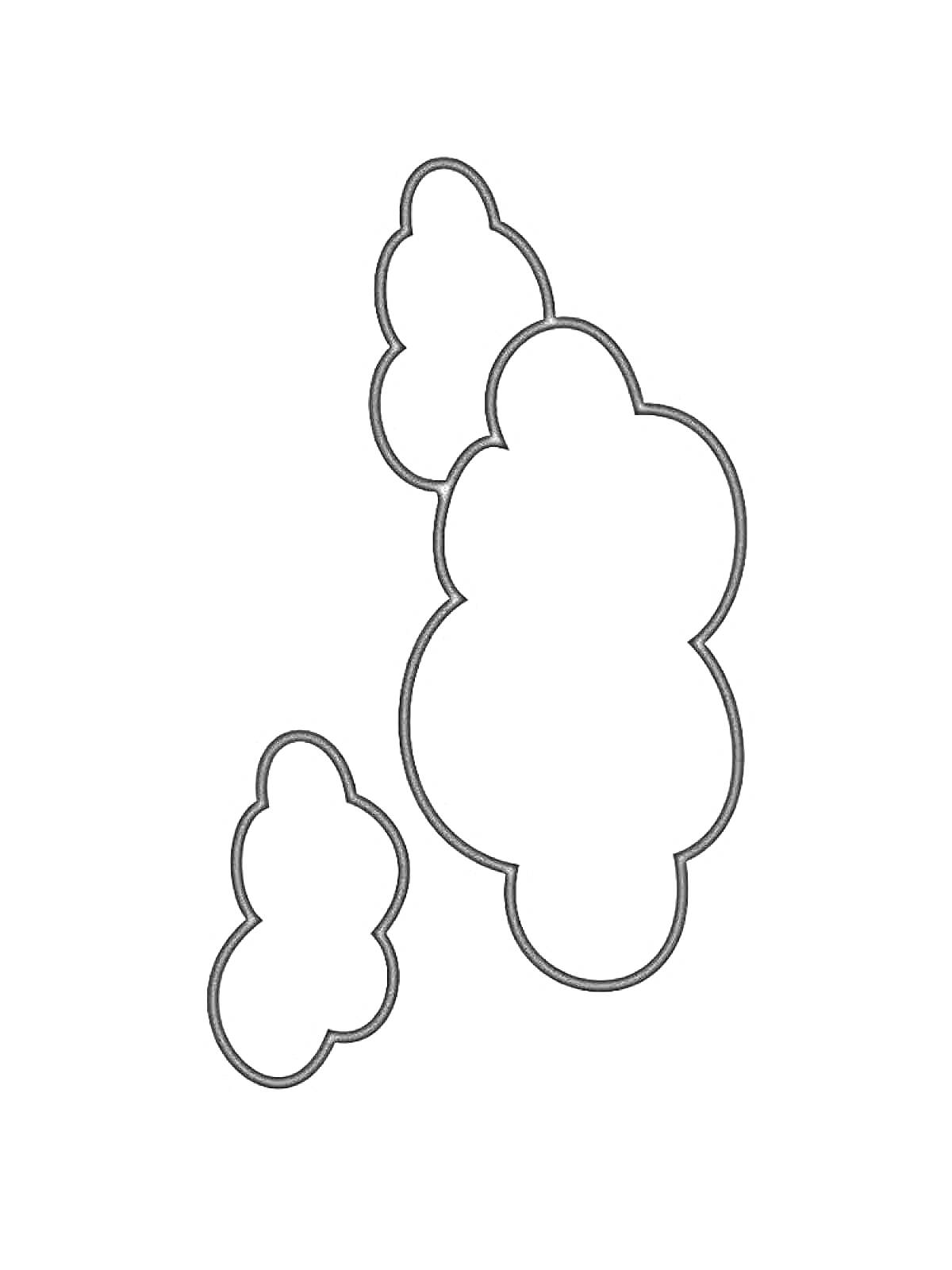 Раскраска Три облака разного размера на фоне