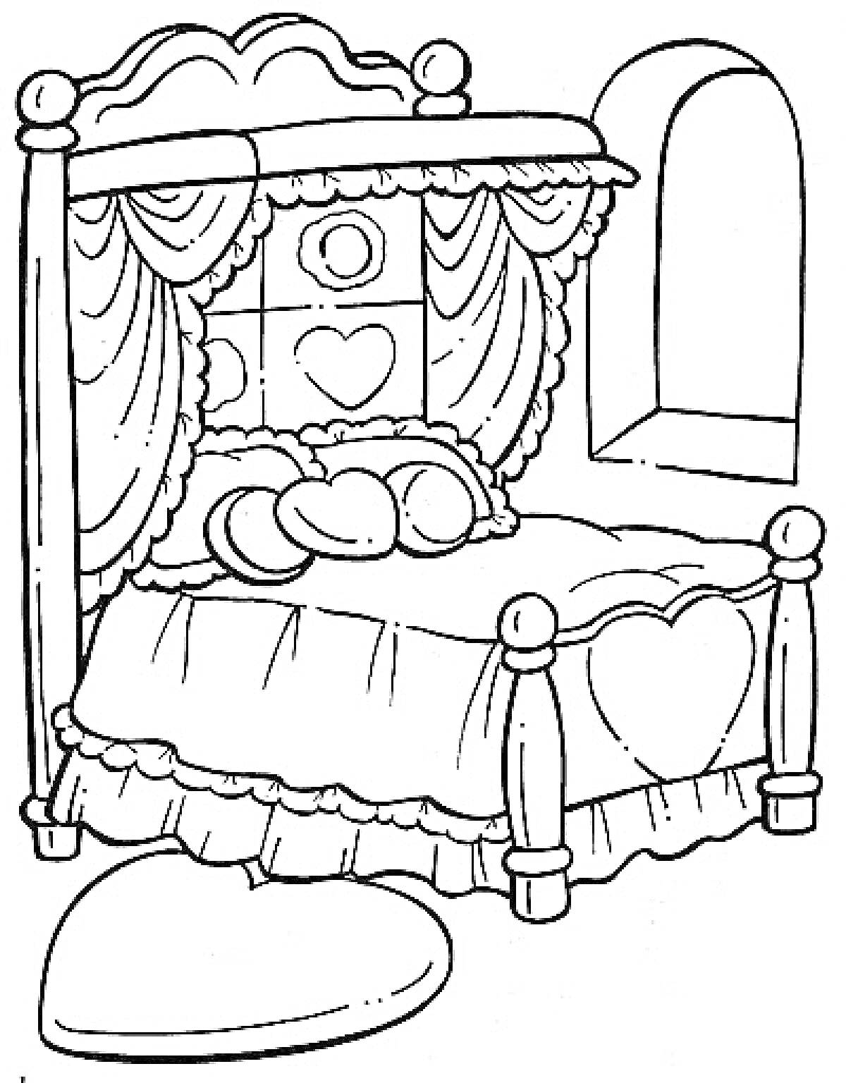 Кровать с балдахином, подушки, окно, подушка-сердце