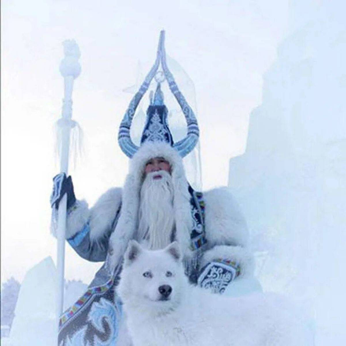 Чысхаан и хаарчаана. Чысхаан и хаарчаана. Чысхаан и дед мороз. Якутский дед мороз чысхаан. Увлин увгун дед мороз.