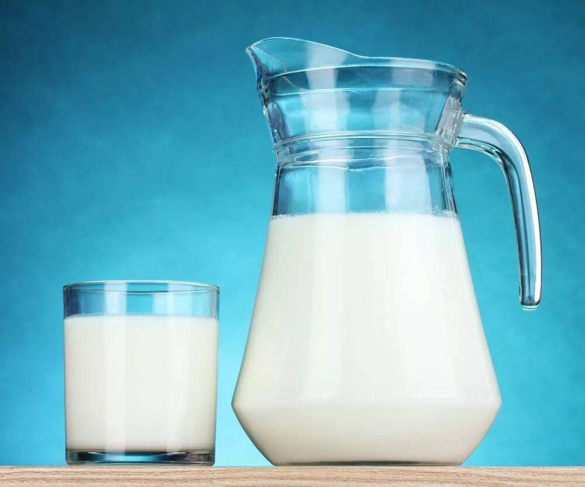 Покажи картинку молока. Молоко. Стакан молока. Молоко в стакане. МОМО лого.