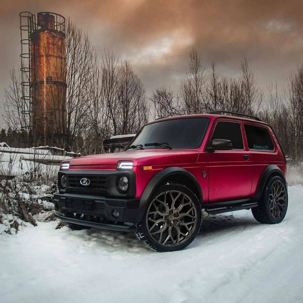 Нива оригинальная. Lada Niva 4x4. Нива 4 на 4. Нива Бронто 2020. Нива Урбан Бронто 2020.