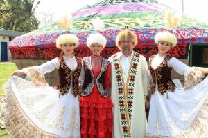 Раскраска национальный костюм казахский #33 #417749