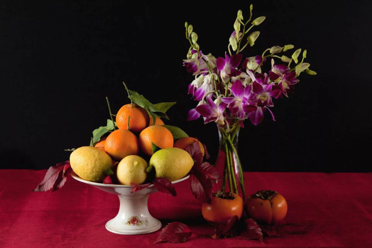 Натюрморт с фруктами и вазой #5