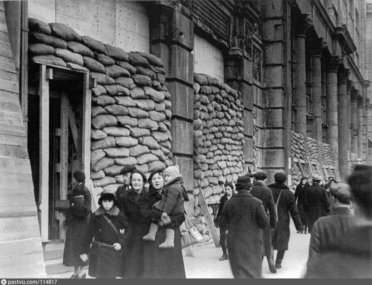 Блокада ленинграда в 1941 году. Блокадный Ленинград фотохроника. Блоблокадный Ленинград.