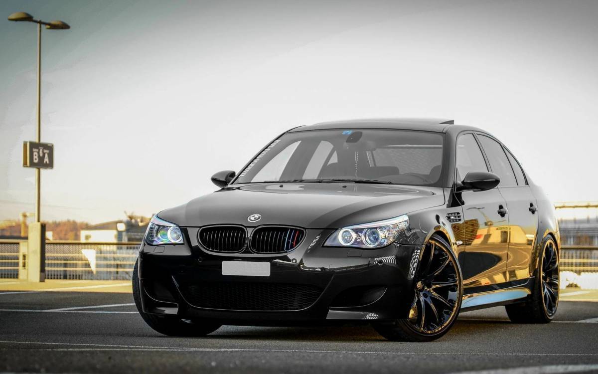 М 5 штук в. BMW m5 e60. BMW 5 e60. BMW 5 e60 m5.