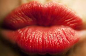 Раскраска поцелуй губы #7 #457388