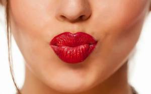 Раскраска поцелуй губы #14 #457395
