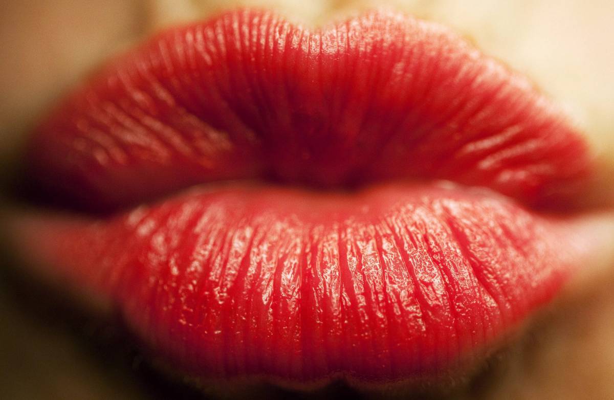 Поцелуй губы #7