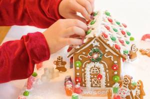 Раскраска пряничный домик для детей #25 #463413