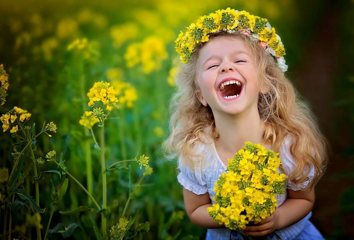 Радость похожа на. Дети радость. Дети радость жизни. Счастливый ребенок. Дети смеются.