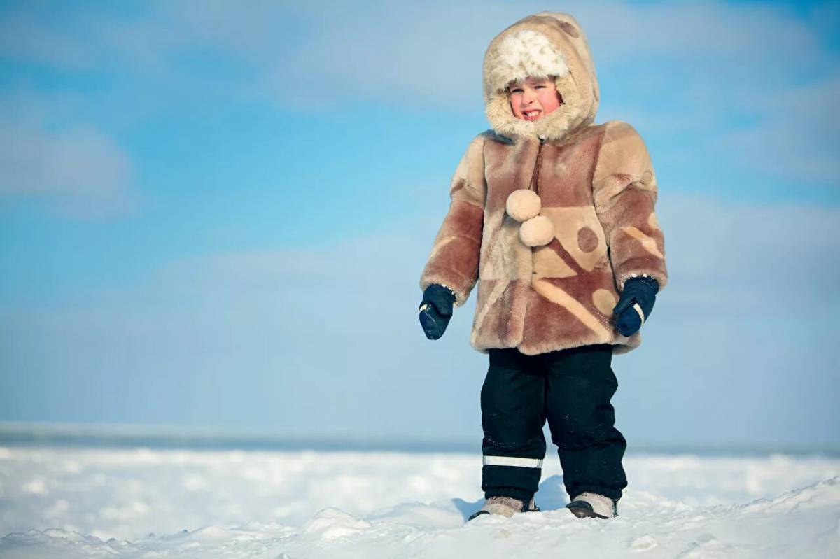 Ребенок в зимней одежде #27