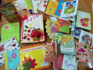 Раскраска в каждом подарке 4 книжки и 2 книжки малышки #24 #45792