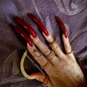 Раскраска рука с ногтями длинными #23 #480102