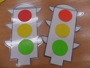 Раскраска светофора для детей дошкольного возраста #29 #488477