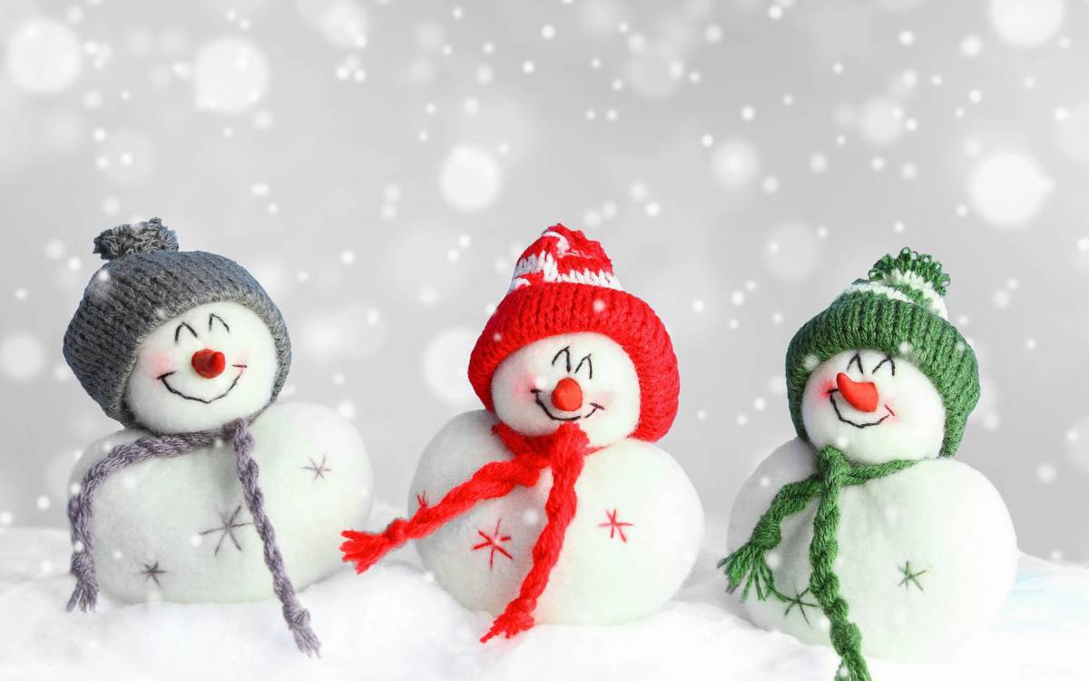 Снеговики в шапочках и шарфиках #8