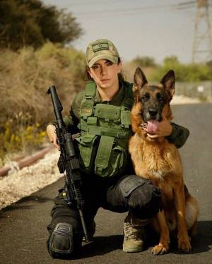 Раскраска солдат с собакой #14 #505004