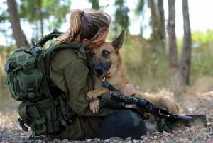 Раскраска солдат с собакой #26 #505016