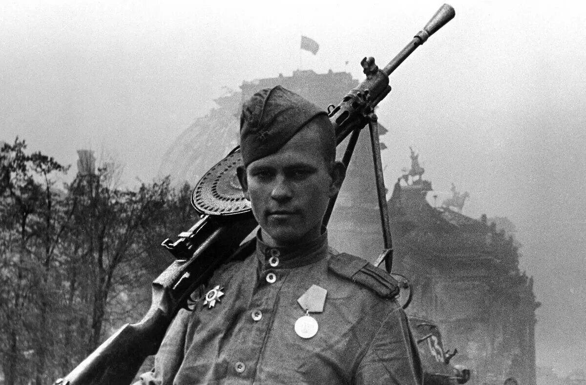 Солдат советский #28