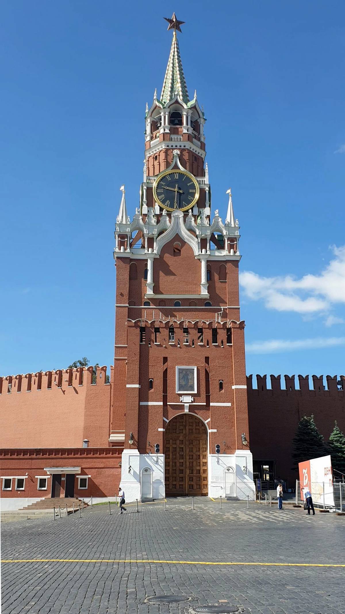 Фото спасской башни кремля в москве крупным планом