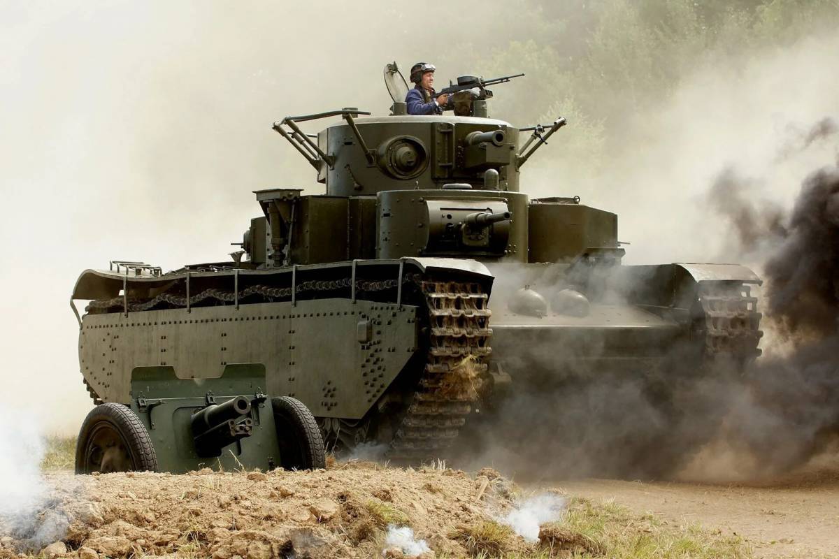 Фиджерон танк. Т-35 танк. Танк т-35бм. Т35 Tank. Советский пятибашенный танк т-35.