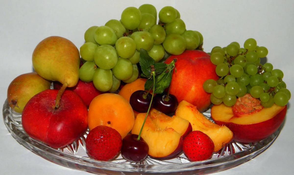 Тарелка с фруктами #14