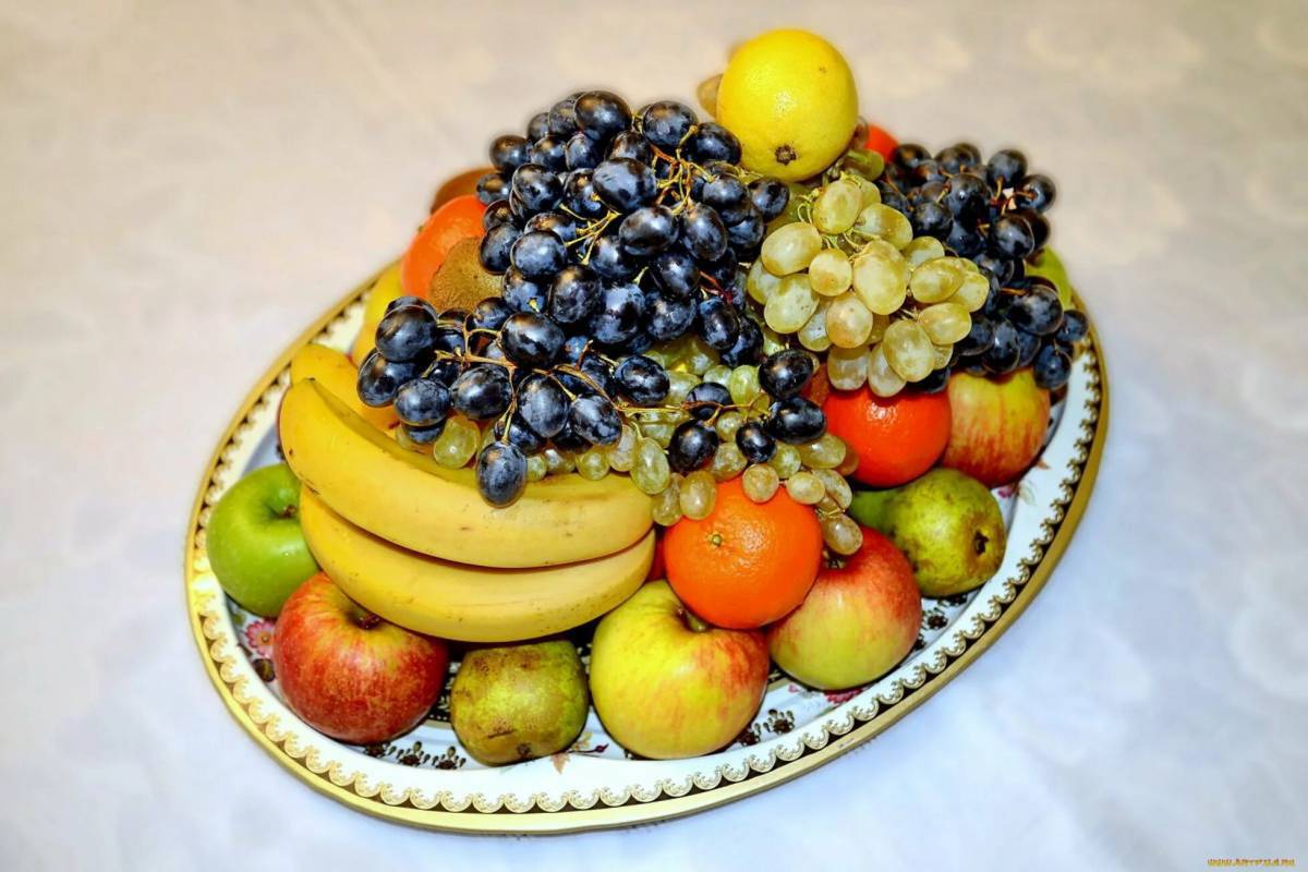 Тарелка с фруктами #27