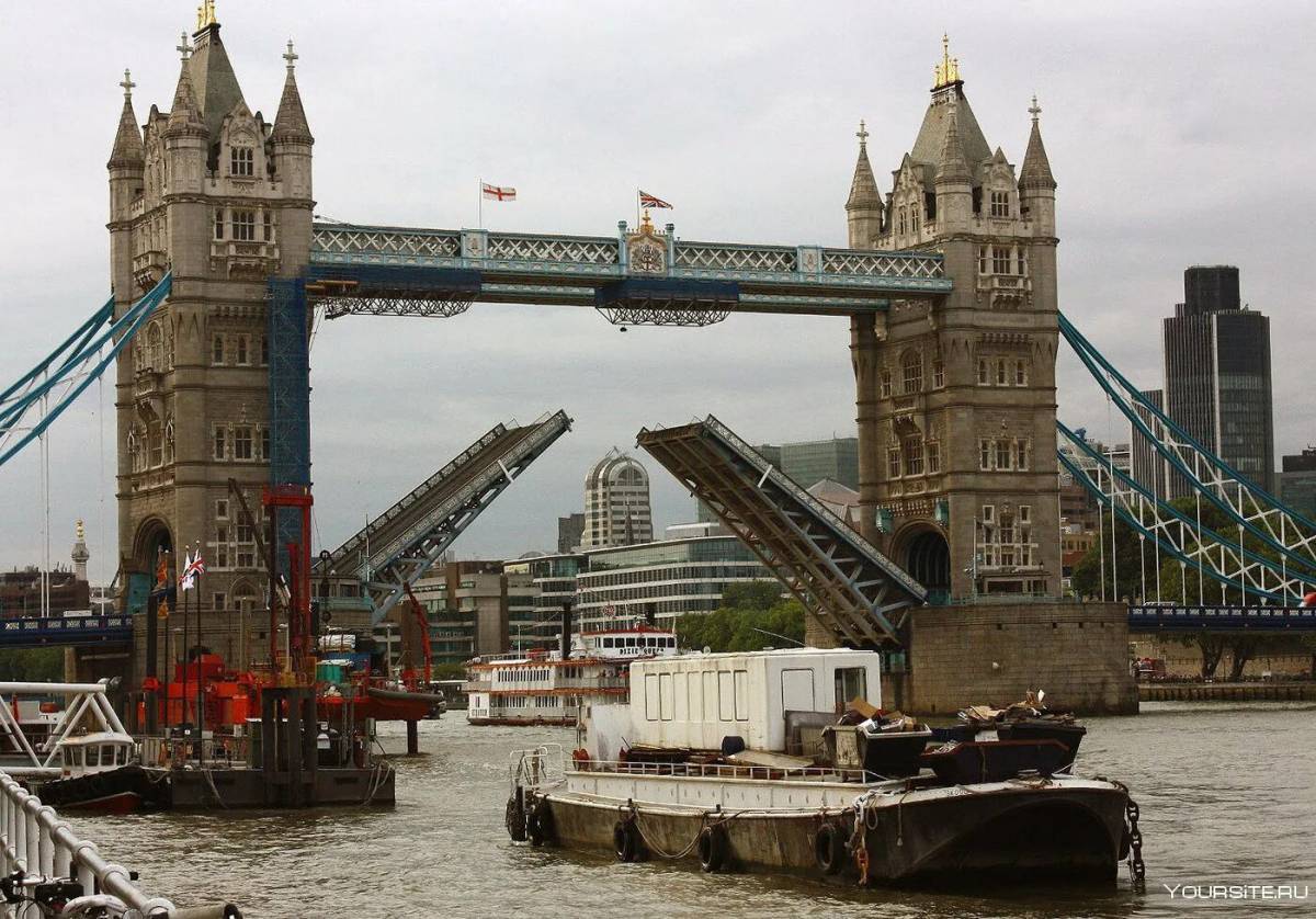 Лондонский тауэрский мост. Мост две башни. Тауэрский мост лифт. Тауэрский мост лондон снизу. Лондон мост тауэр бридж.