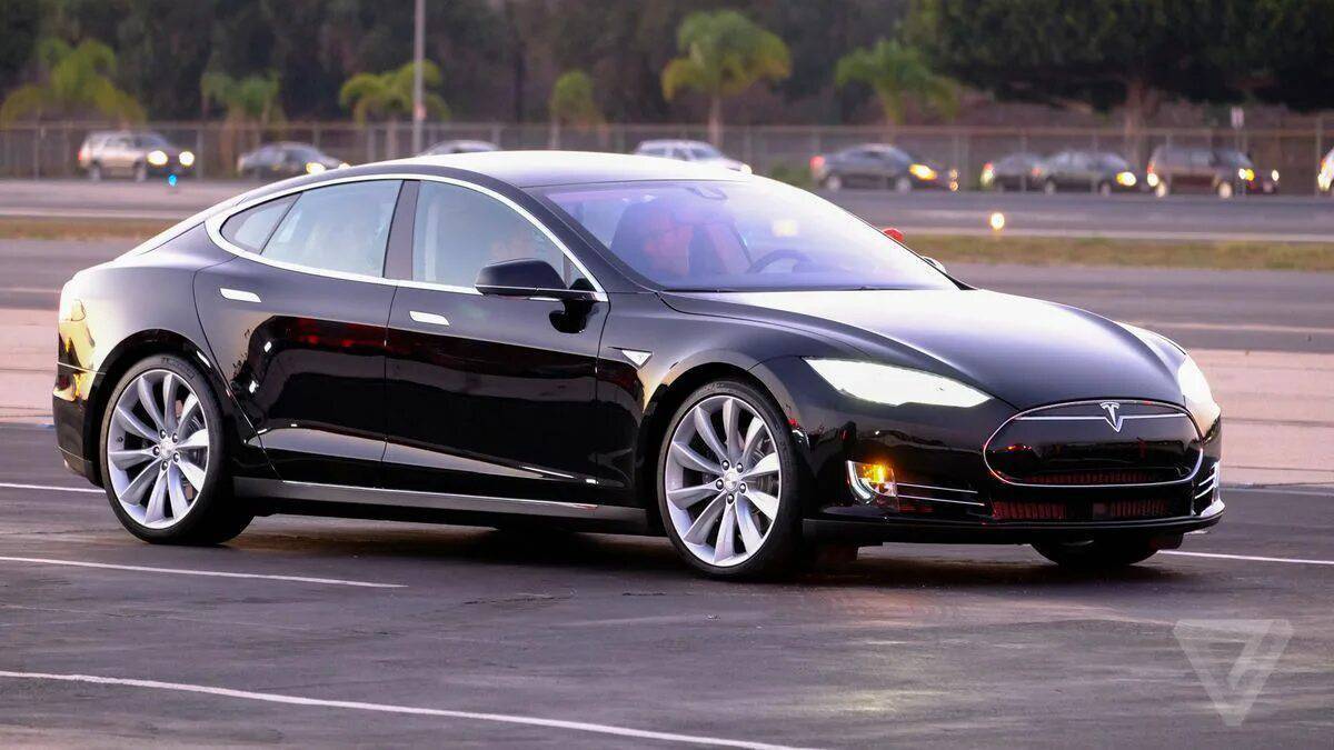 Машина тесла модели. Электромобиль Тесла. Автомобиль Tesla model s. Тесла model s p85.