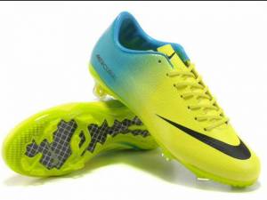 Раскраска футбольные бутсы #10 #545178