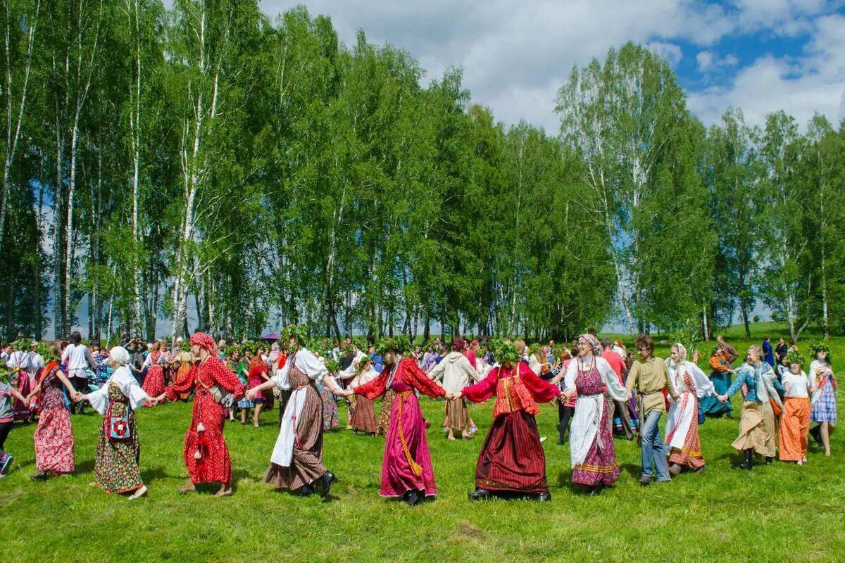 Народные праздники. Троицкие гуляния. Фольклорный праздник. Русские народные гуляния.