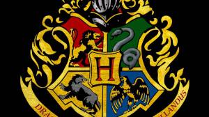 Раскраска хогвартса герб #25 #548395