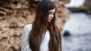 Раскраска девочки с длинными волосами #17 #55511