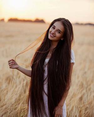 Раскраска девочки с длинными волосами #37 #55531